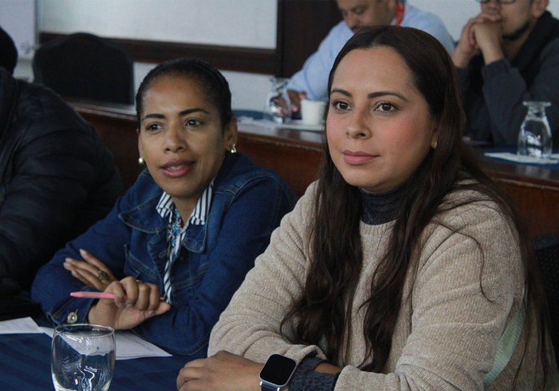 Integrantes de la Junta Directiva en la Reunión de UNI Américas