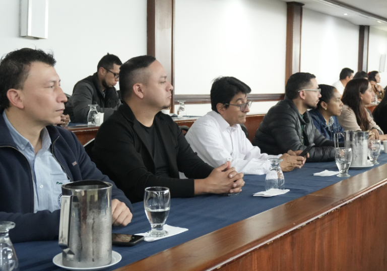 Sintrasanignacio fortalece su compromiso sindical en el Encuentro de UNI Américas en Bogotá